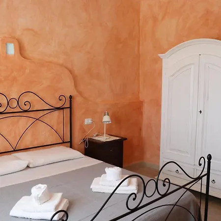 Country Sant' Elene - Olivo Apartment