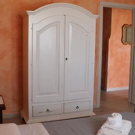 Country Sant' Elene - Olivo Orosei